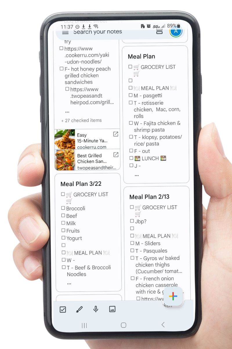 mockup of a hand holding a phone showing a Notes app used for storing meal plannings.
